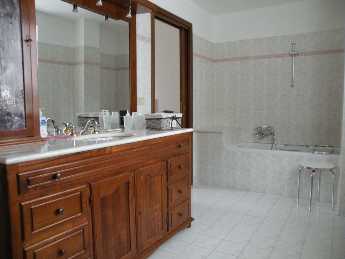 Tetto Nuovo B&B Cuneo Kültér fotó